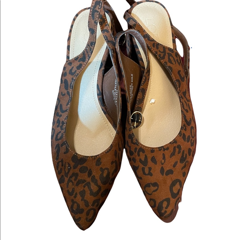 Loft textile cheetah print upper with pointed toe strappy sandals size 6 1/2.